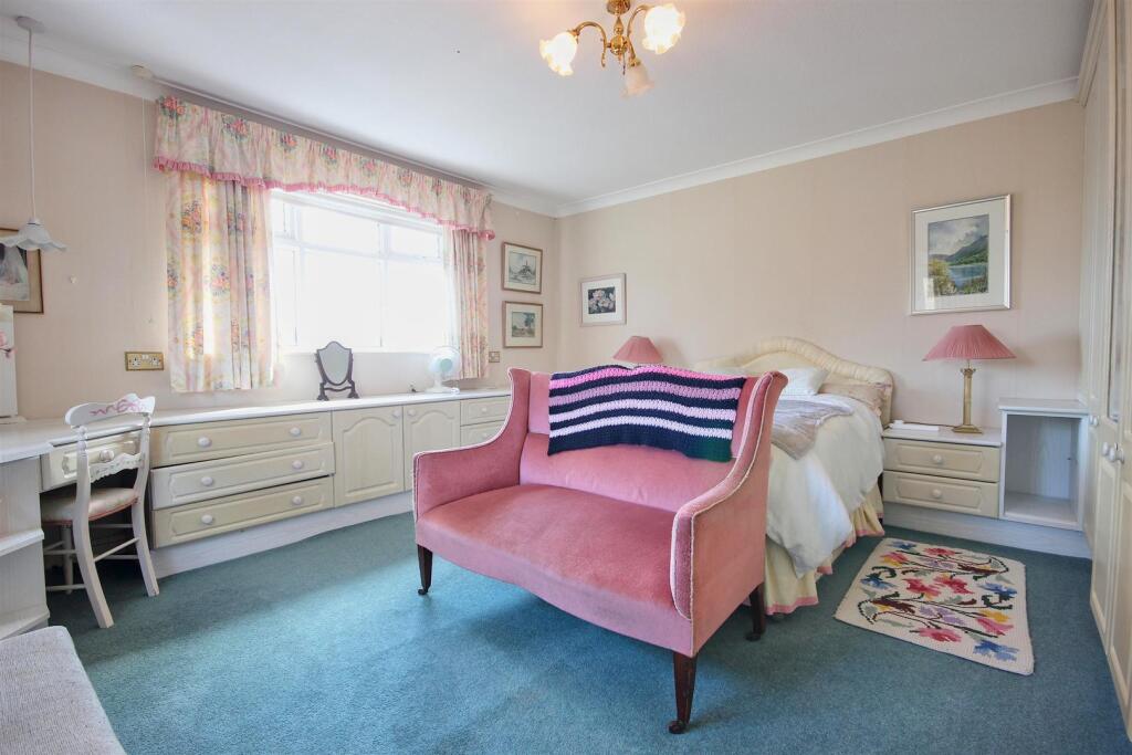 Strawberry Gardens, Hornsea (18).jpg