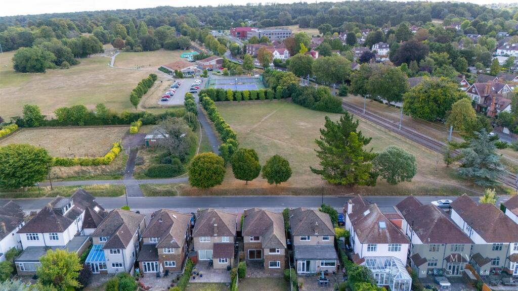 Lloyd Park Avenue 12B MV DR-6.jpg