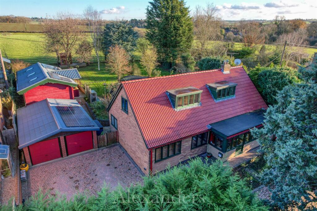 14 Highfield End-03.jpg