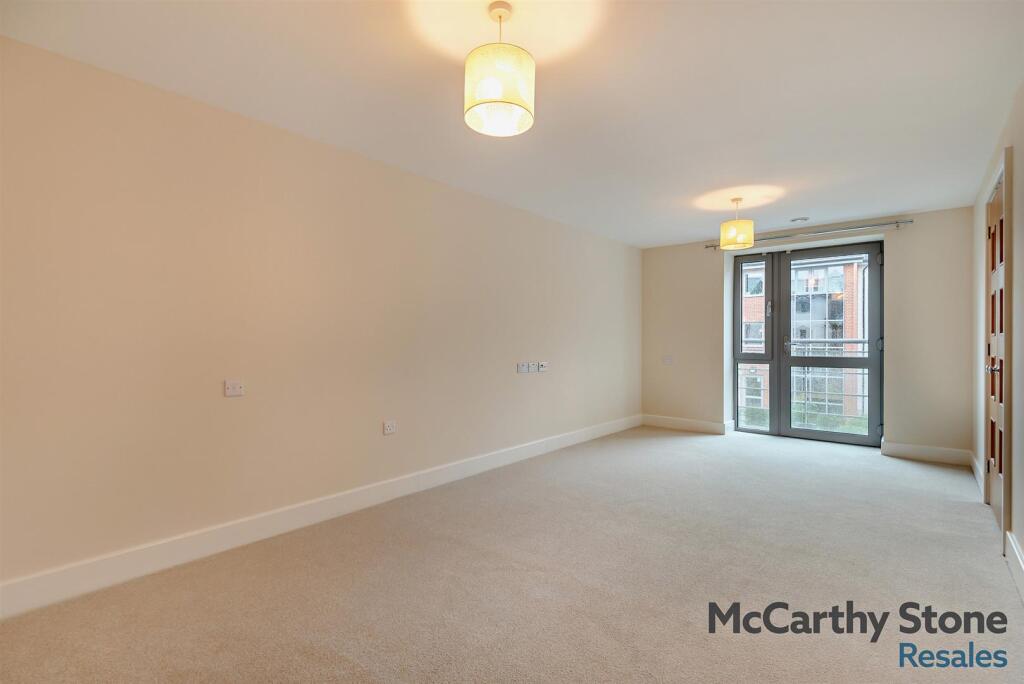 8668022-interior12-800.jpg