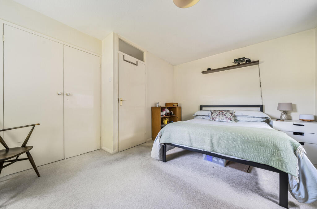 1311083-7-685451f...