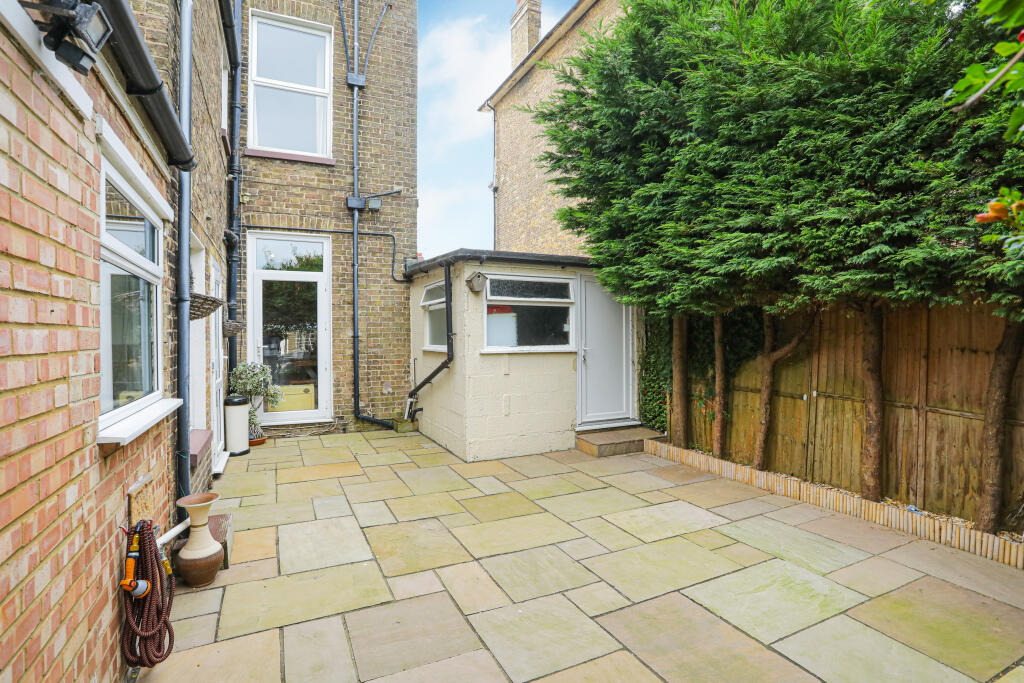 general 108 Canterbu