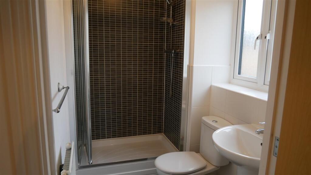 Ensuite shower room
