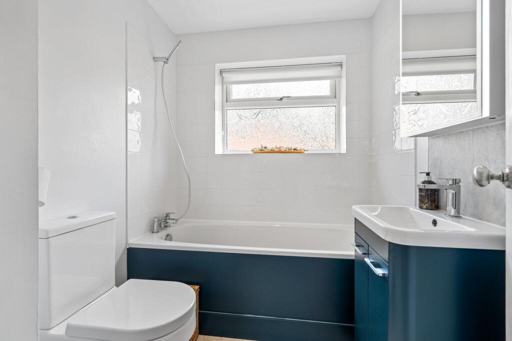 Main bathroom