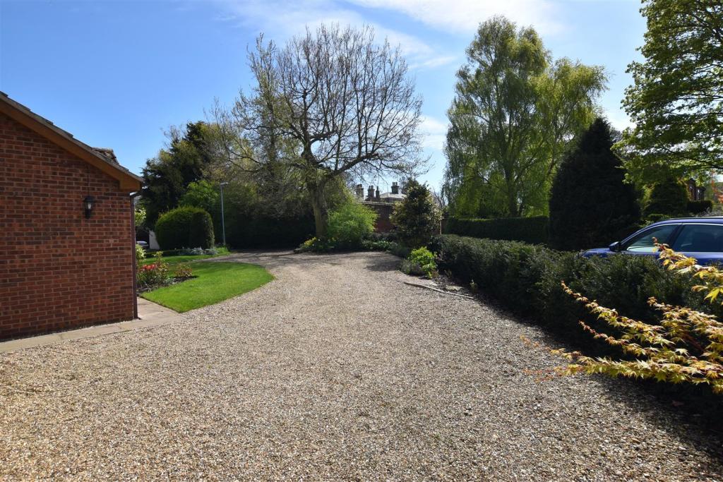 Driveway.JPG
