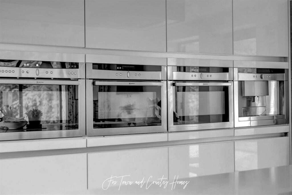 The Lake House (20).jpg