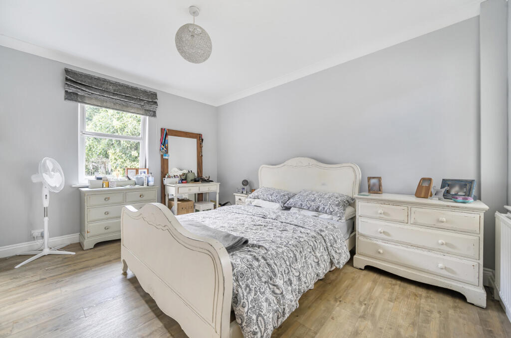 1346313-8-68b85c5...