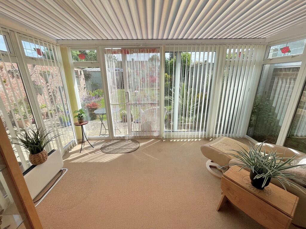 30 Russells Close...