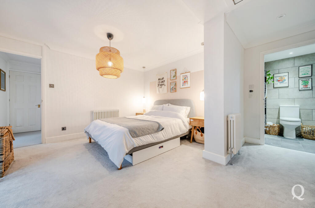 ab375031-80a1-45a...