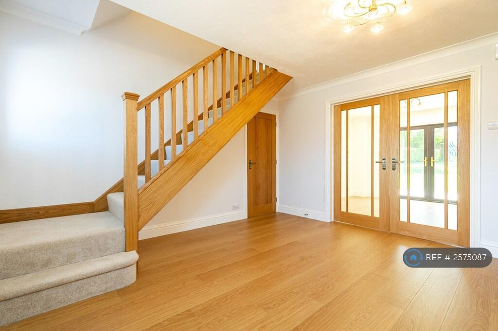 Hall + Doors To Dining/Garden Room 