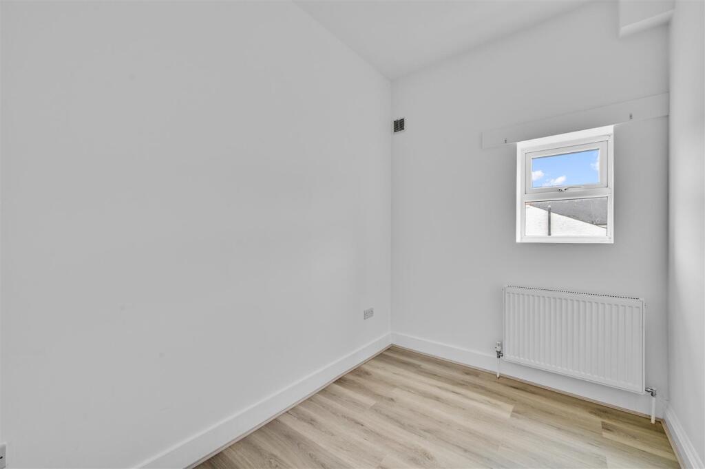 Daniels_93A Oaklands Road_011.jpg