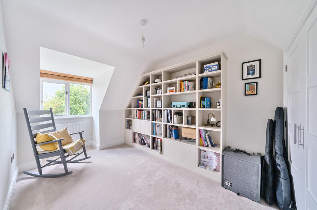 1295640-54-682b49...