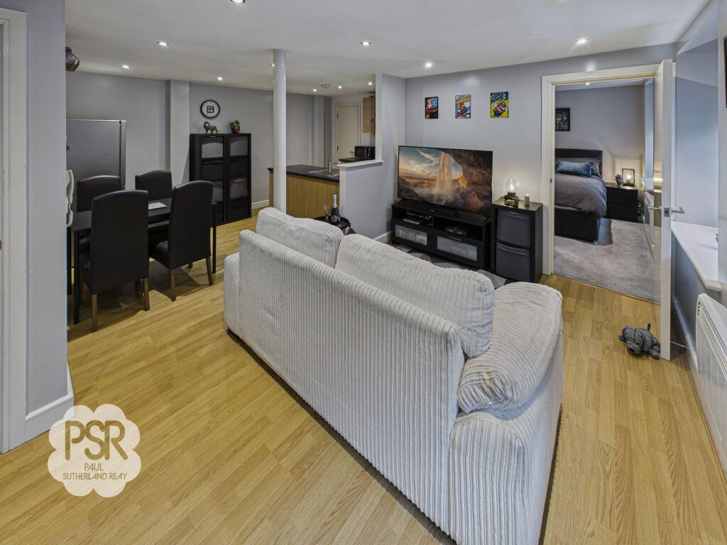 Lounge / Dining Room