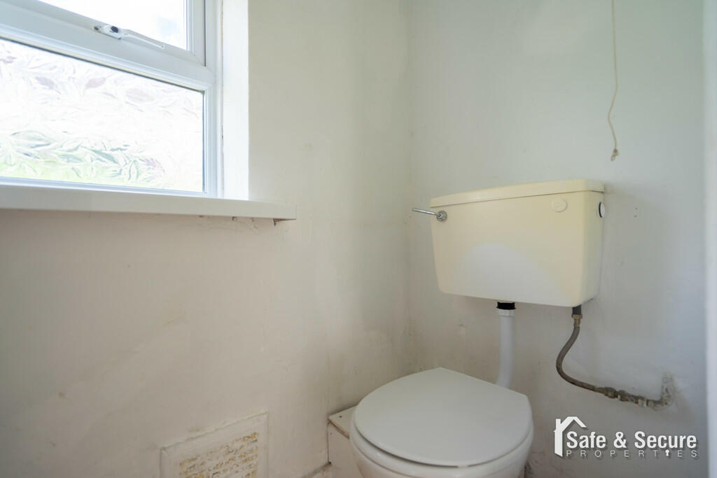 Thornfield Road-0...