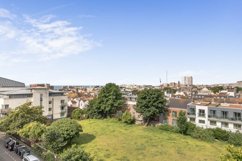 Dorset Gardens, Flat 6-5.JPG
