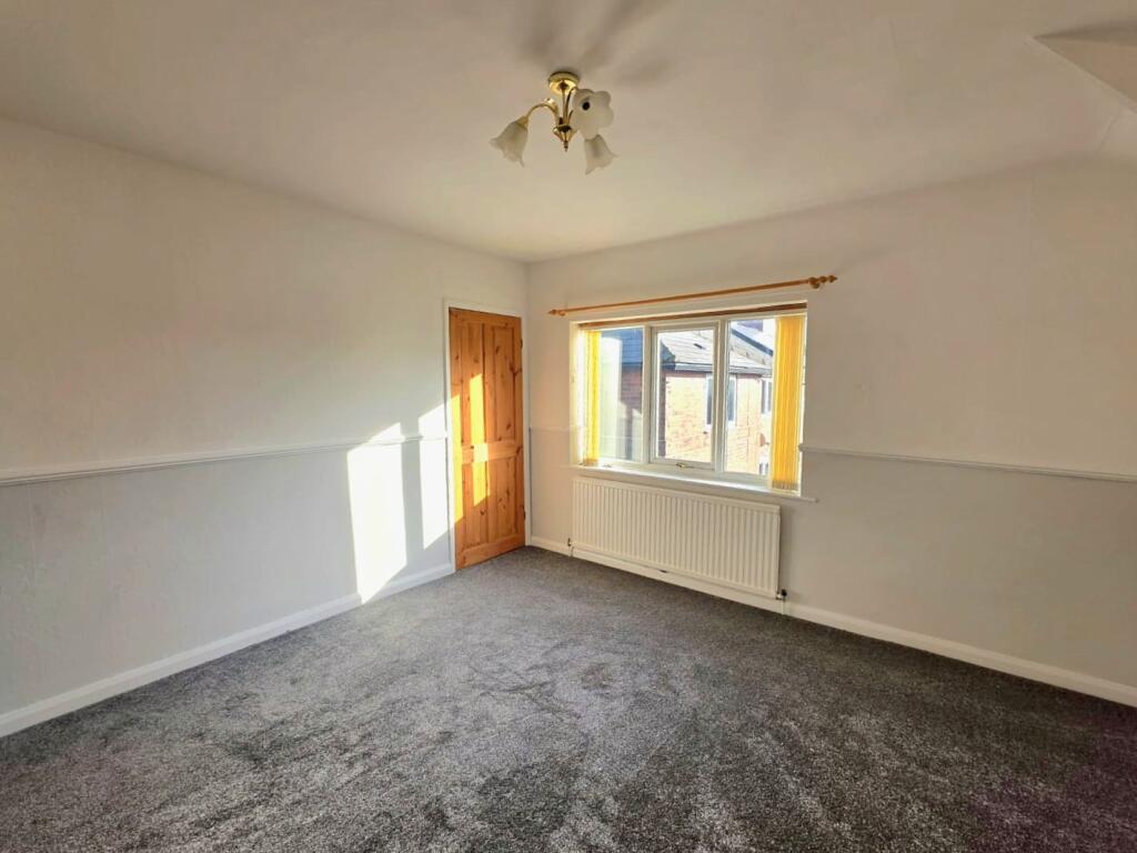 PHOTO-2025-11-10-19-12-27 2  T202511120959.jpg