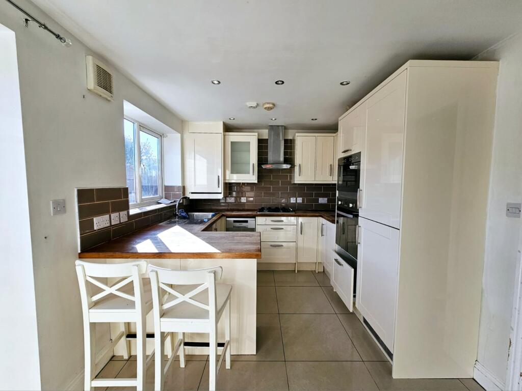 44303cc7-6b58-46e6-8d72-5ab5b600543d