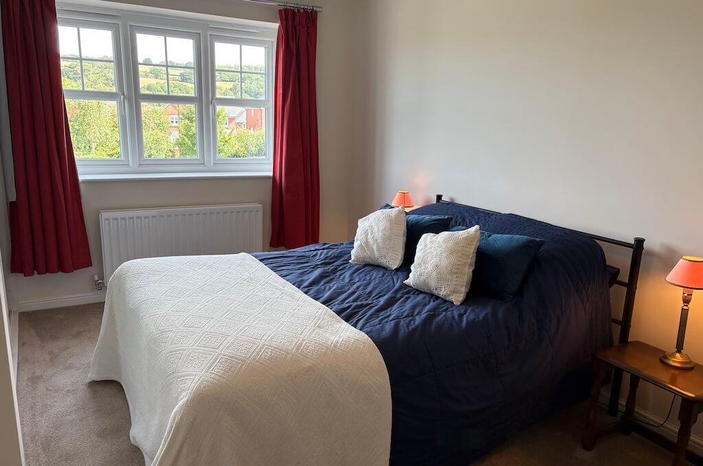 3 Clos Bedroom2.1.jpg