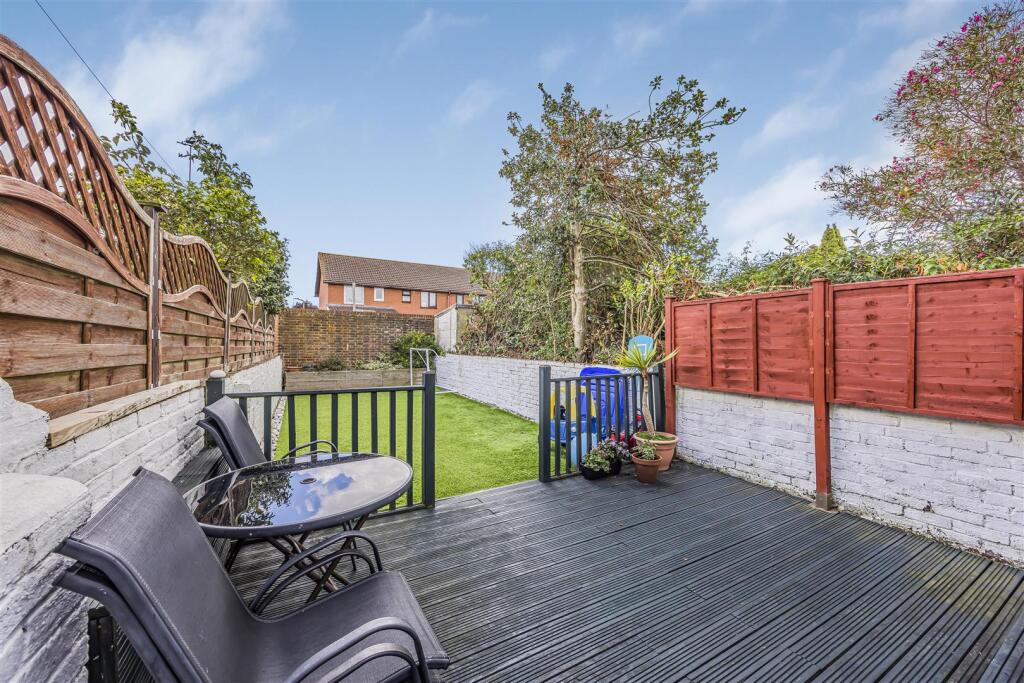 38 Hellyer Road, Milton-PorticoMarketing-SoldBy-34