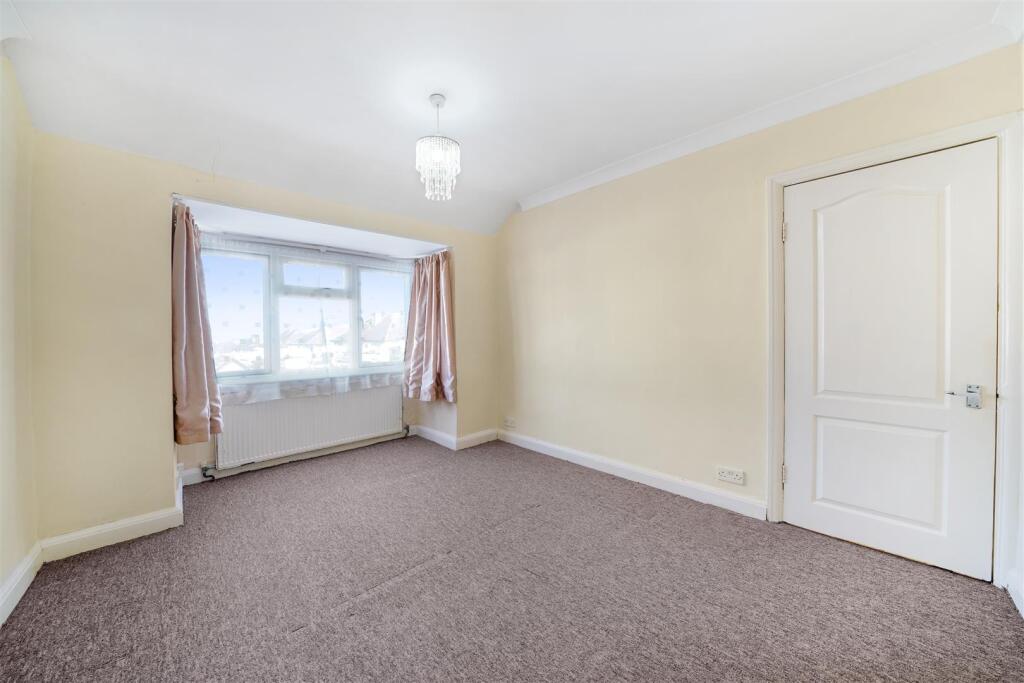 1 Tonfield Road - 6BISy6jfxvONmlNQUNP1.jpg