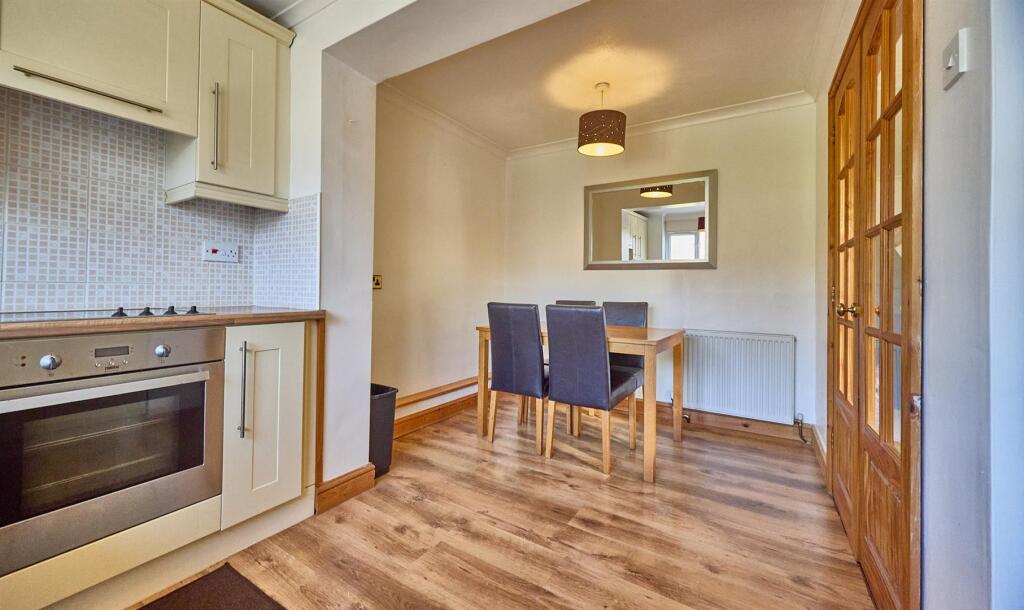 FITTED DINING KITCHEN TO REAR