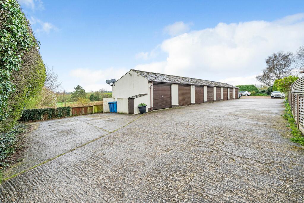 Garage &amp; Parking (1)