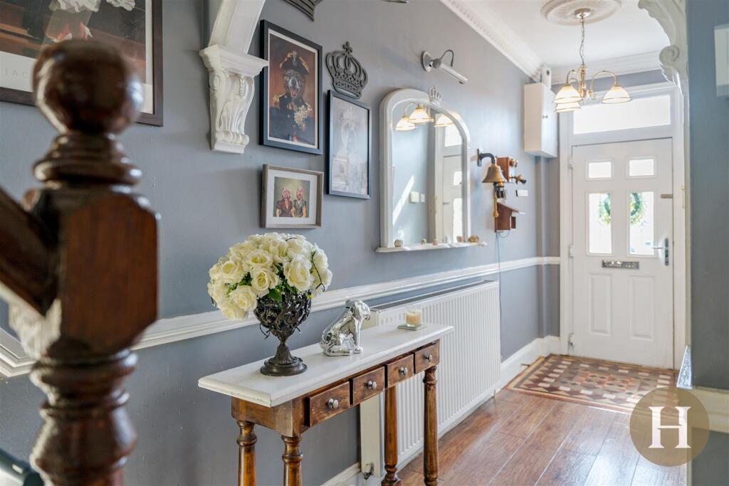 Hadleigh Estate Agents-62.jpg