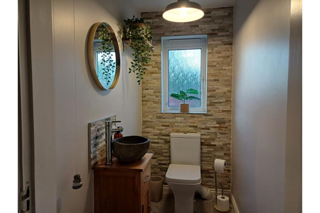 Downstairs Cloakroom