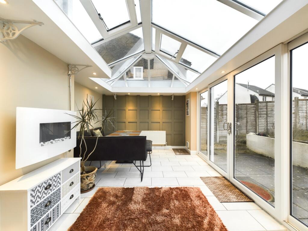 CAM02023G0-PR0122-STILL020