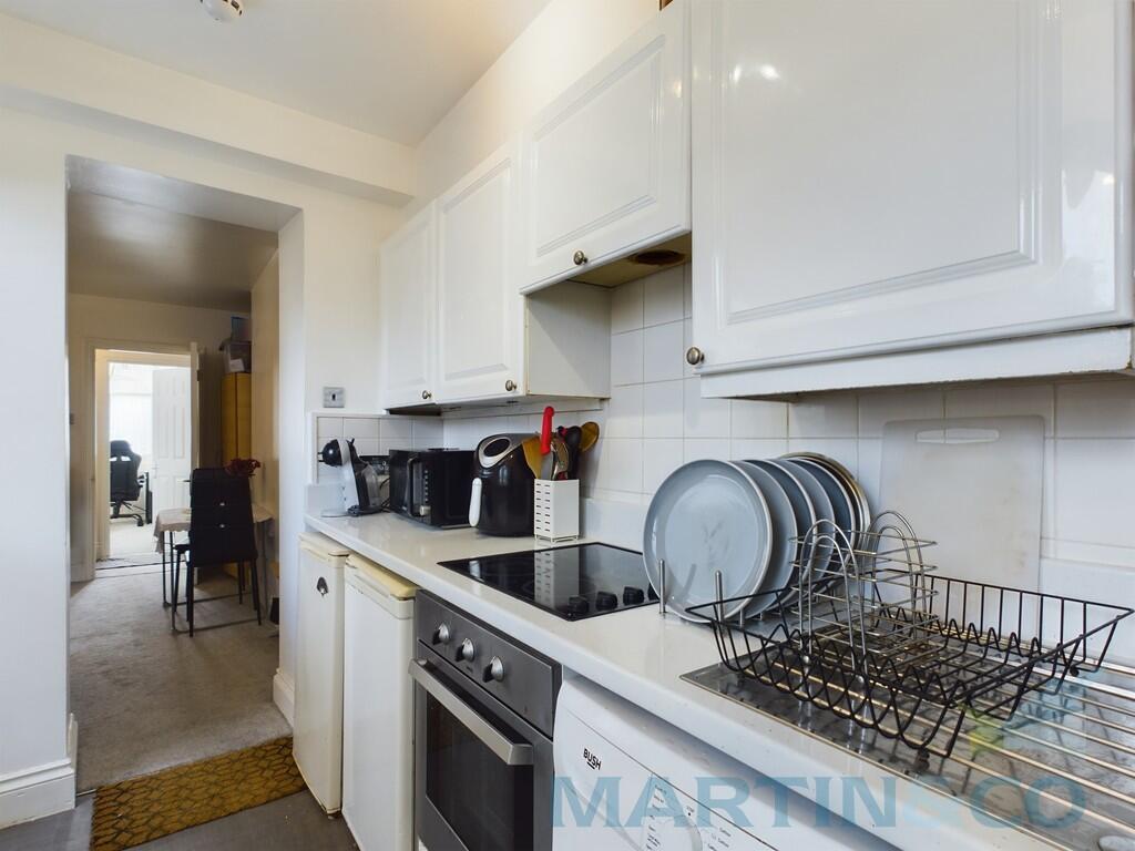 kitchen pic 2