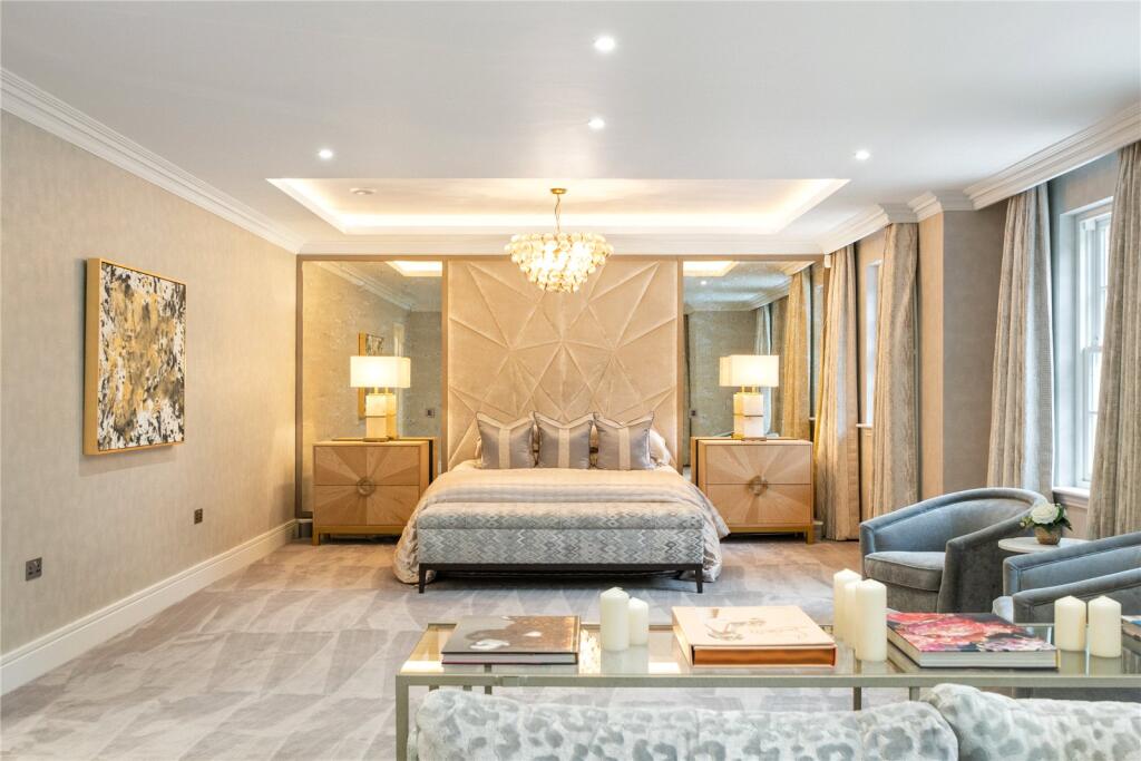 Principal Bedroom