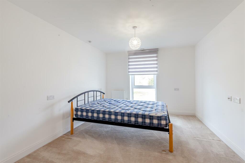 Bedroom 2 .jpg