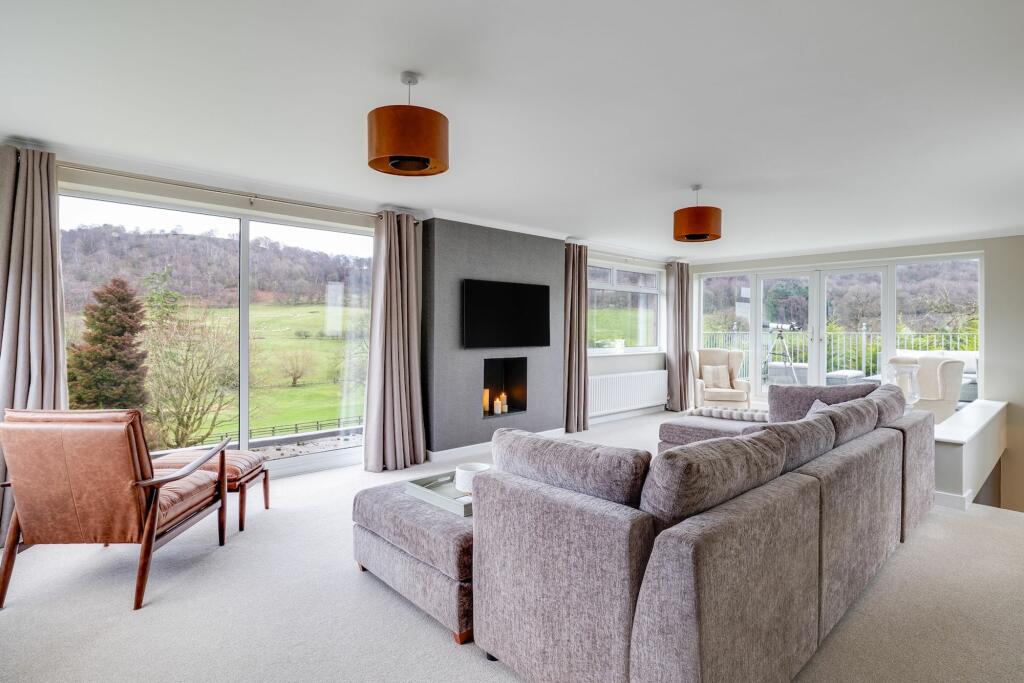 Sitting room with Terrace