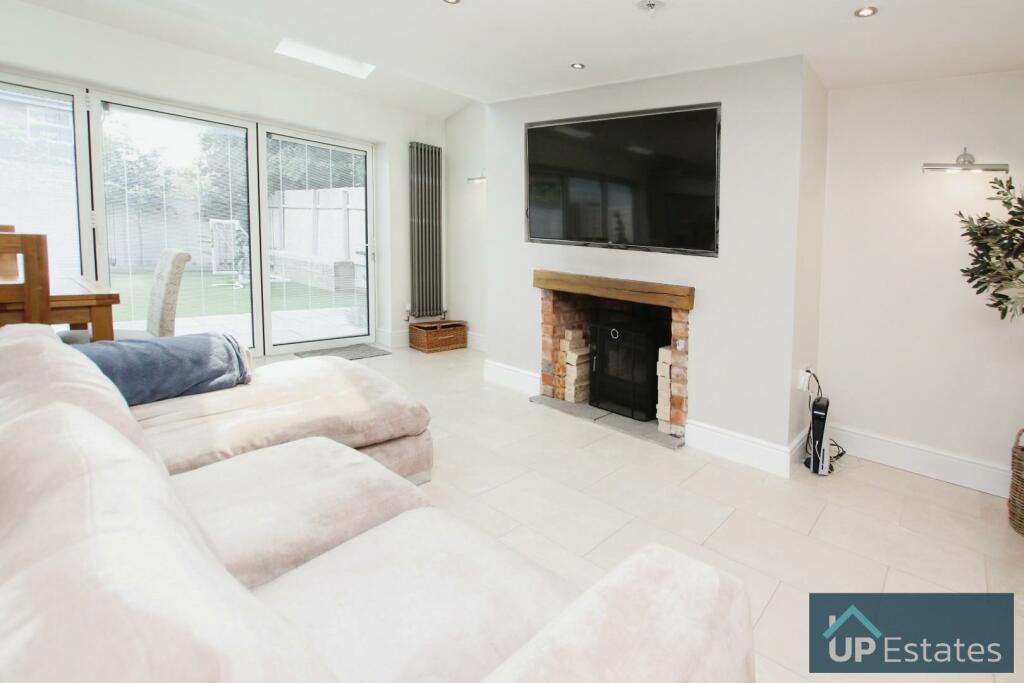 Kitchen/Diner/Family Room