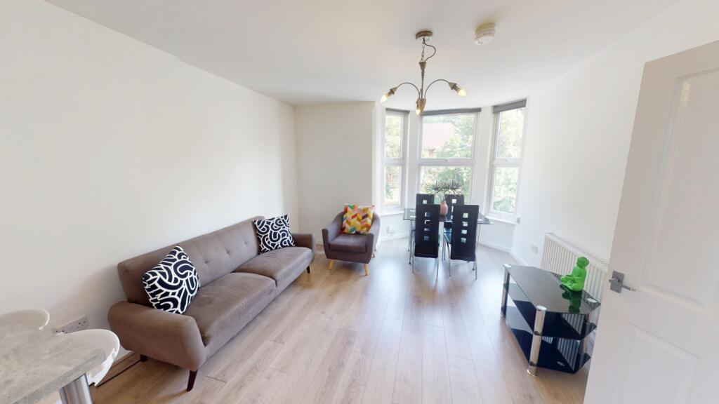 Flat-2-61-Bentinck-Road-06182025_090700