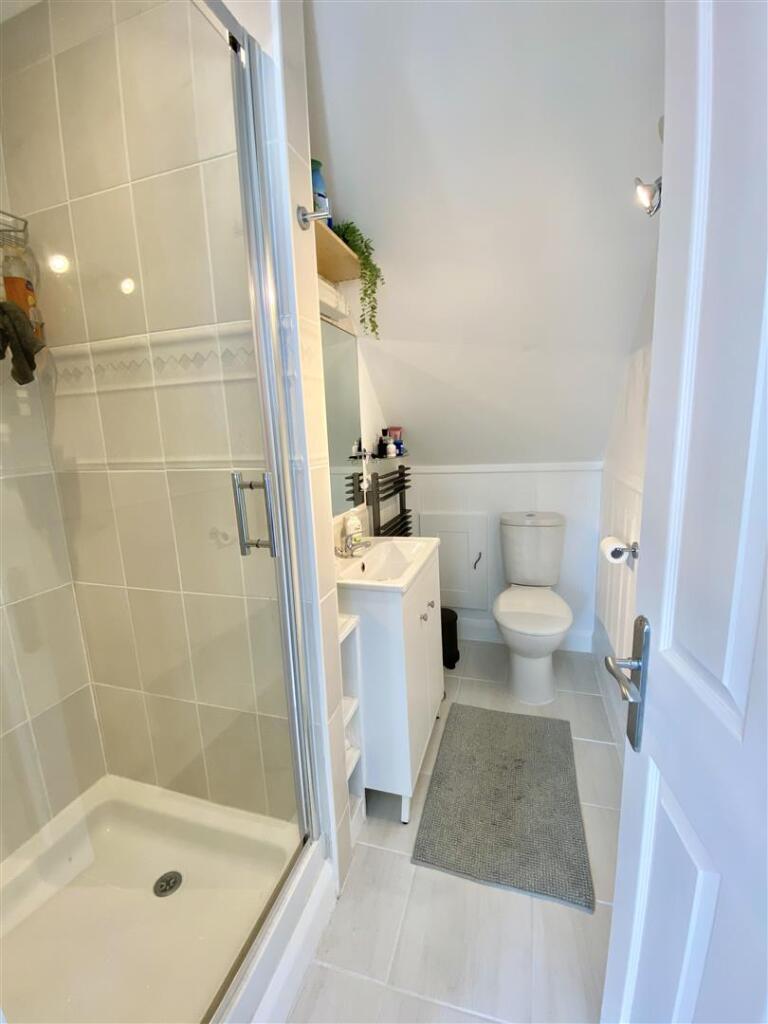 1 Cruckton Close-12.jpg