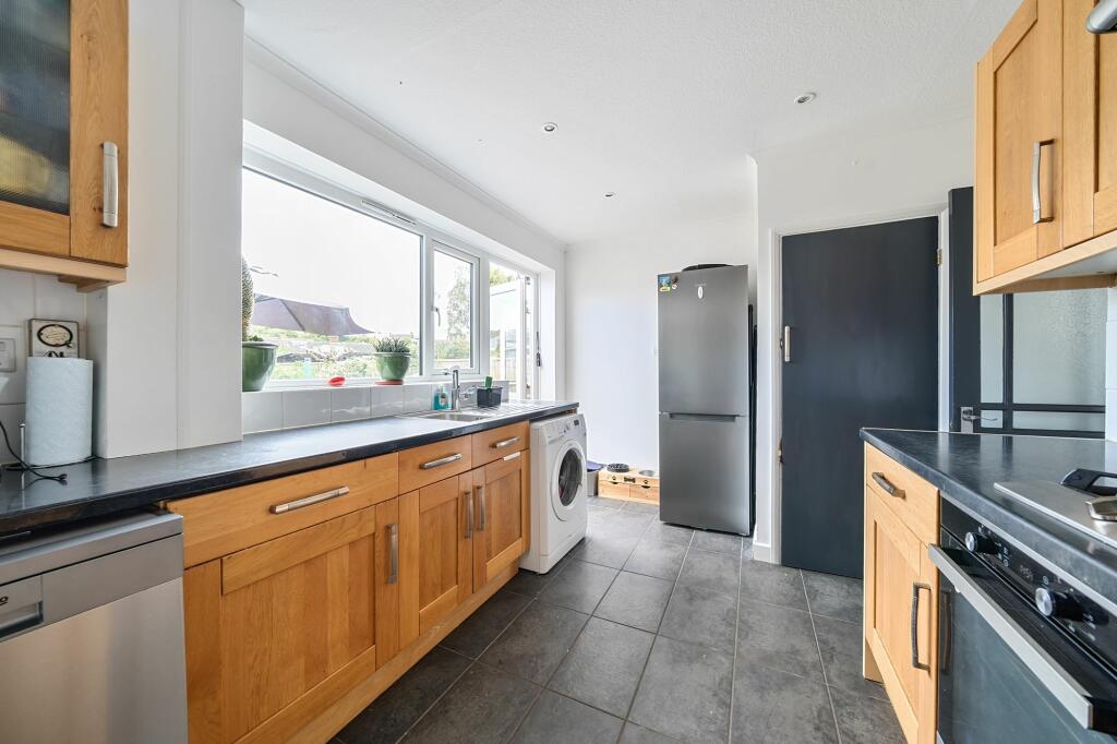 Kitchen (2)