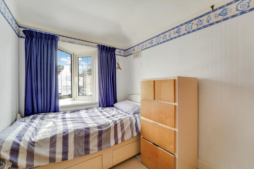 ASHURST ROAD,  (14of32) -20_.jpg