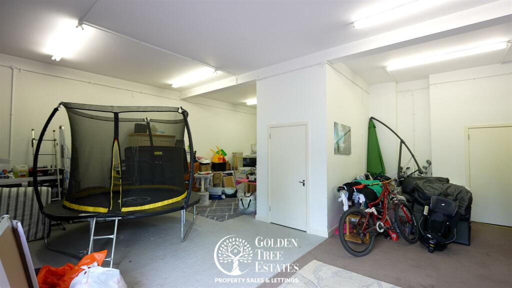 Double Garage