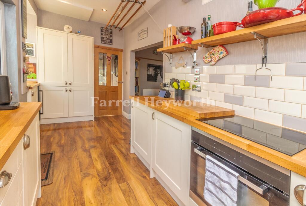 Kitchen image 2