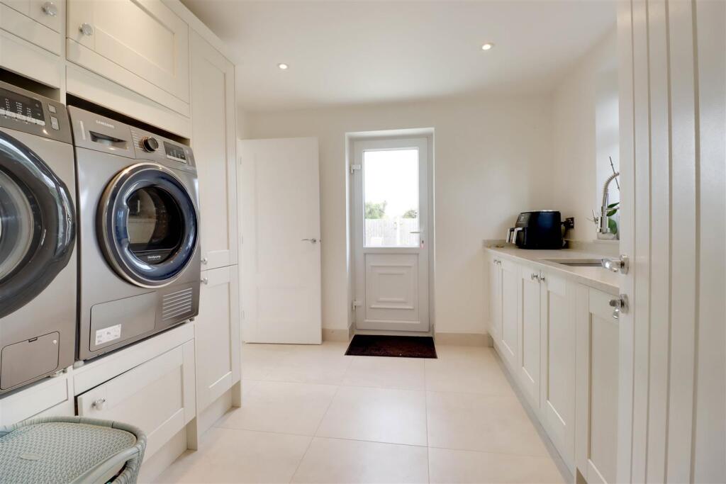 SUGDEN AVENUE NEW-37.jpg