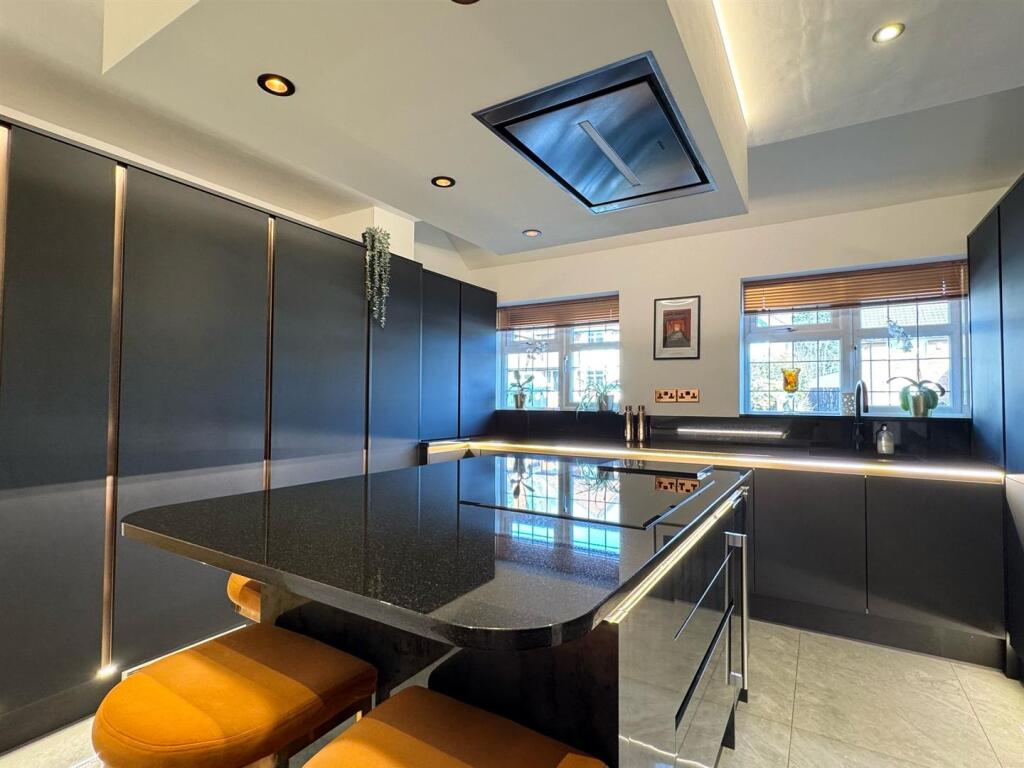 Breakfast Kitchen
