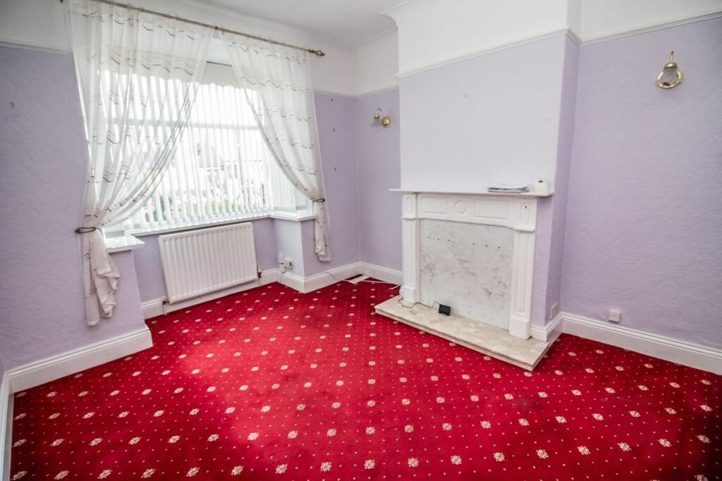 Lounge / Bedroom 1