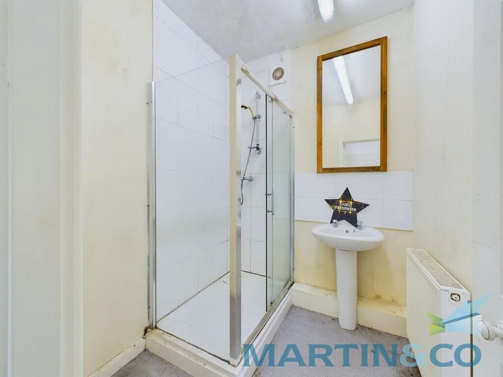 CAM01870G0-PR0155...