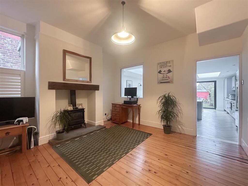 Sitting / Dining Room