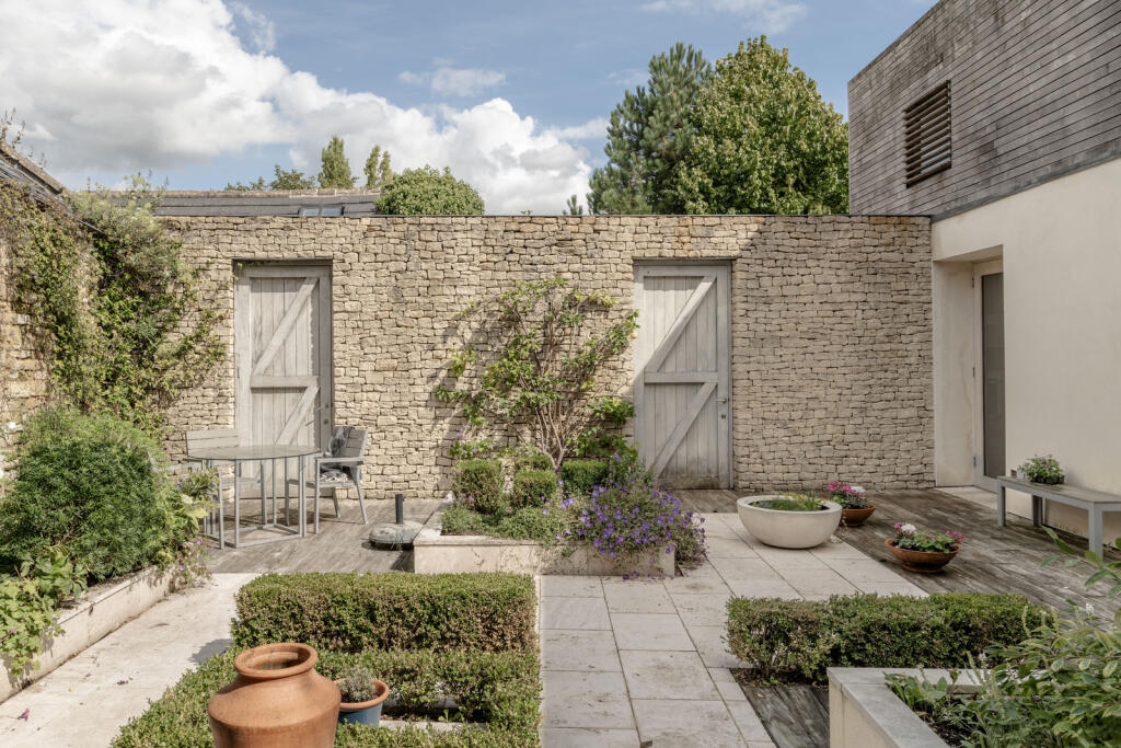 310210 - TMH_ORCHARD HOUSE-54.jpg