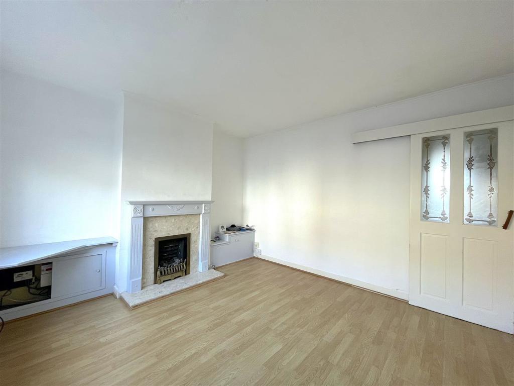 Living Room (1).jpeg