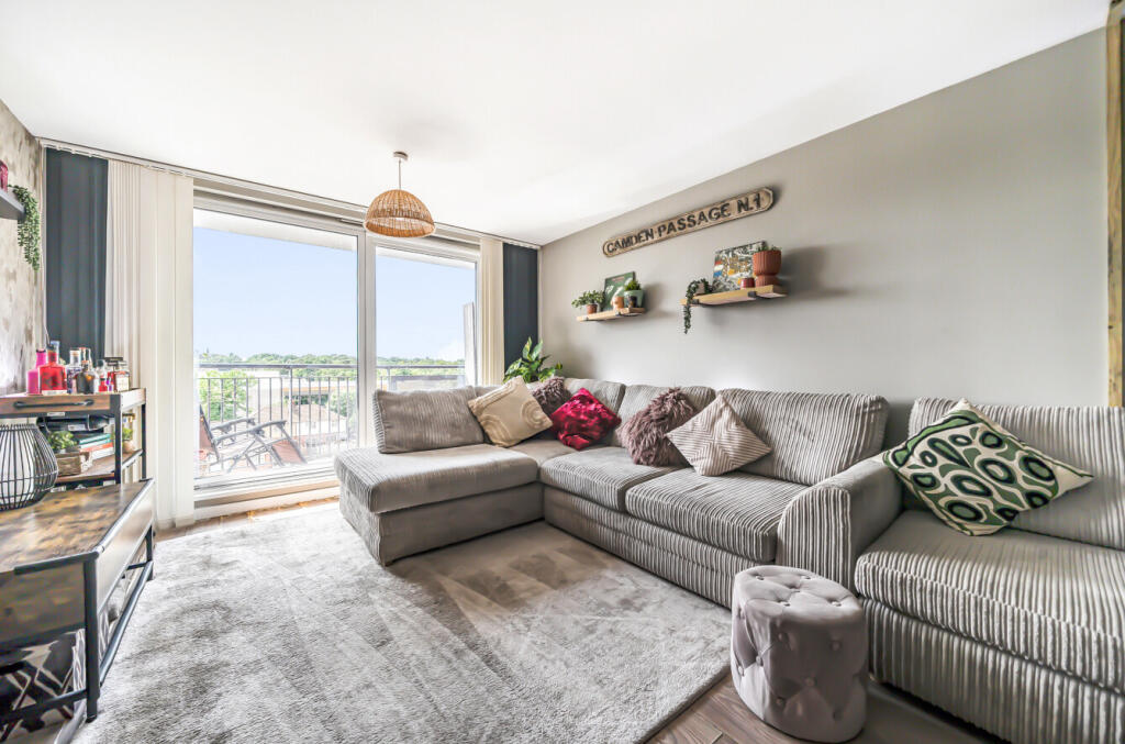 1319345-11-686be1...