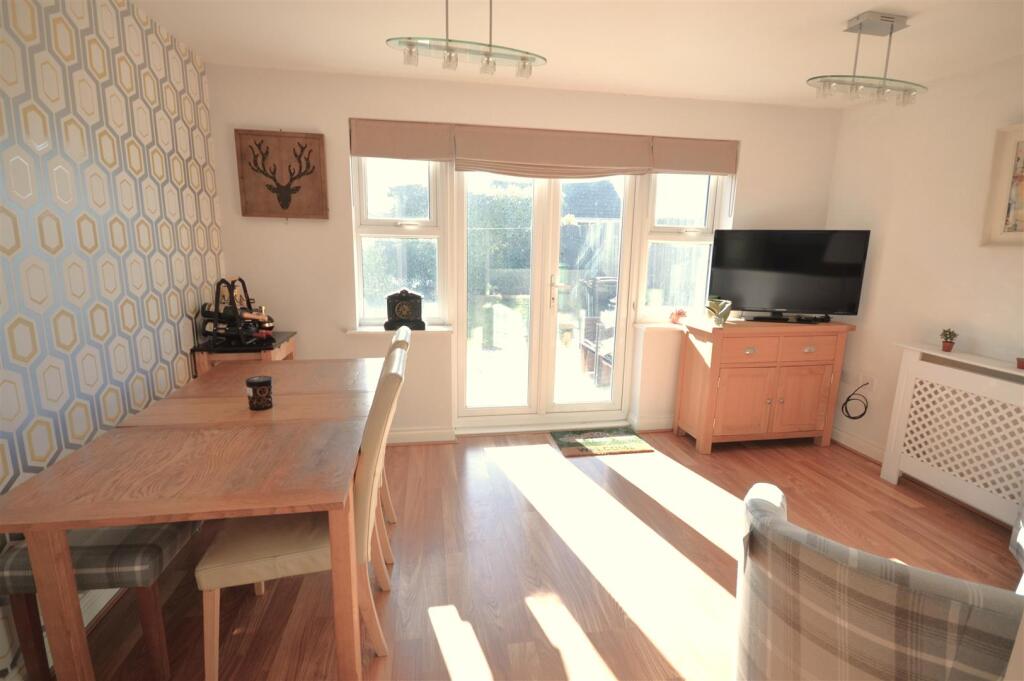 kitchen/family room