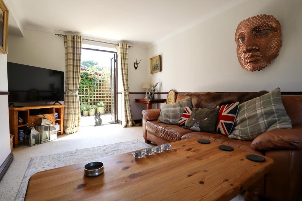 Lounge.jpg